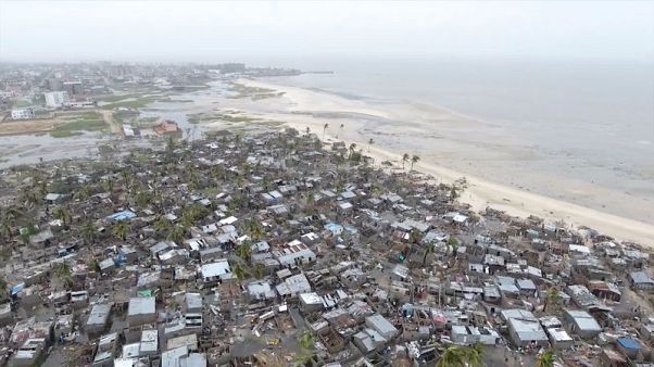 Death toll in Mozambique cyclone, floods could surpass 1,000 - president Death toll in Mozambique cyclone, floods could surpass 1,000 - president