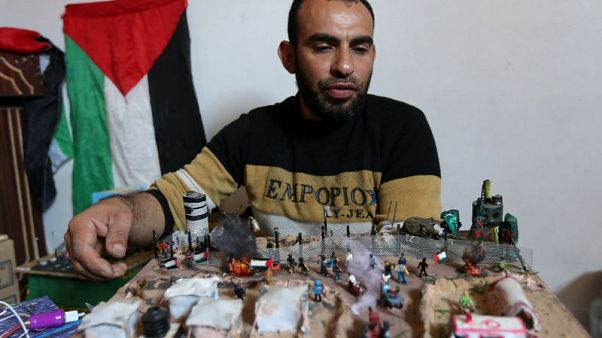 Gaza border protests provide artist with inspiration, and raw materials Gaza border protests provide artist with inspiration, and raw materials