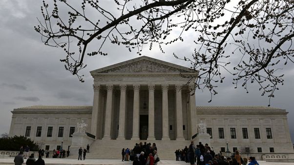 U.S. Supreme Court gives Trump victory on immigration detention U.S. Supreme Court gives Trump victory on immigration detention