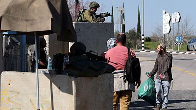 القوات الإسرائيلية تقتل فلسطينيا يشتبه بأنه نفذ هجوما داميا