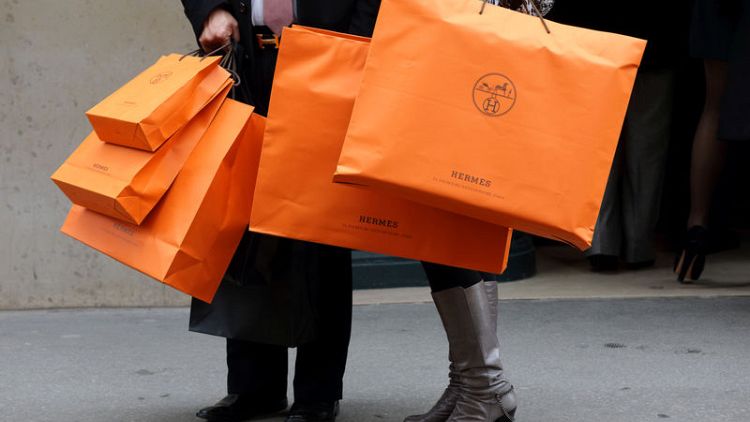 Bag maker Hermes sees no changes to sales trend as profits rise