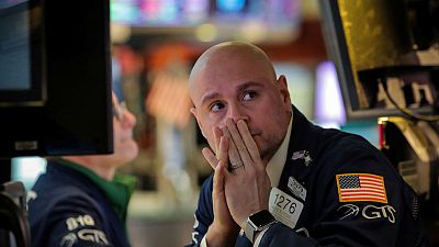 خسائر لأسهم القطاع المالي تدفع بورصة وول ستريت للانخفاض