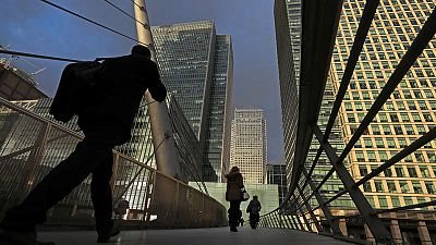 UK firms expect to give 2.5 percent basic pay rise this year - XpertHR UK firms expect to give 2.5 percent basic pay rise this year - XpertHR