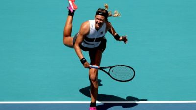 Tennis: Azarenka inaugure le nouveau stade à Miami, la pluie s'invite à nouveau Tennis: Azarenka inaugure le nouveau stade à Miami, la pluie s'invite à nouveau