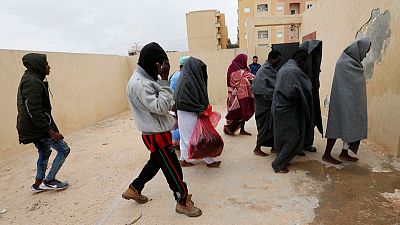 خفر السواحل: 30 مهاجرا على الأقل فُقدوا بعد غرق قارب قبالة ليبيا