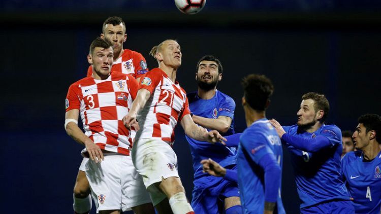 Kramaric nets late winner as Croatia beat Azerbaijan 2-1