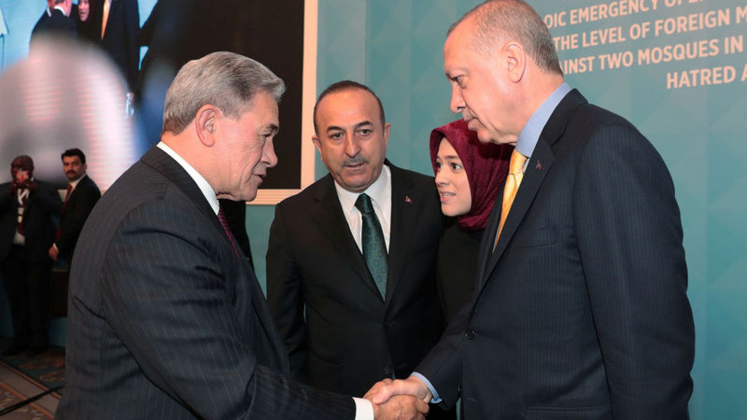 وزير خارجية نيوزيلندا يدافع عن رد فعل بلاده تجاه هجوم كرايستشيرش