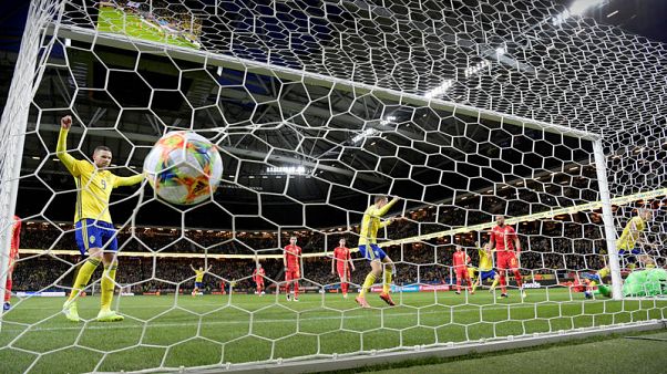 Classy Quaison steers Swedes to 2-1 win over Romania Classy Quaison steers Swedes to 2-1 win over Romania