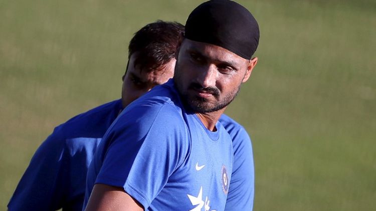 Give finger spinner a role at World Cup, says Harbhajan