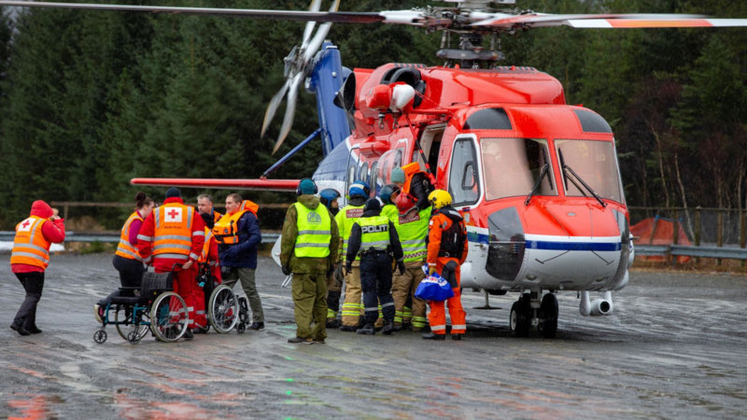 Norway cruise ship towed to port after nearly 500 people rescued
