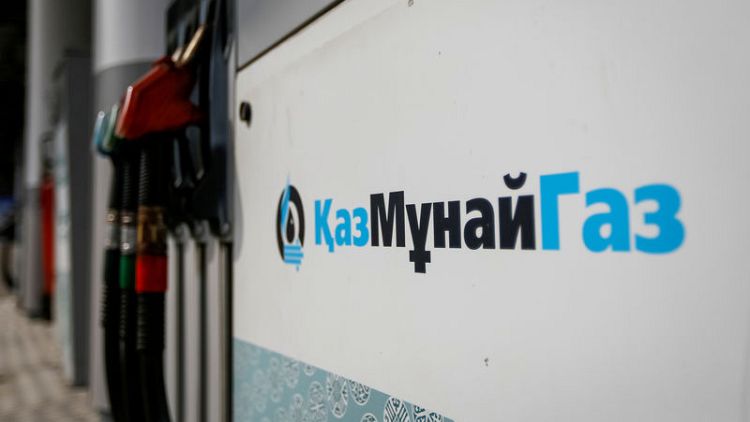 حريق بحقل كالامكاس النفطي في قازاخستان