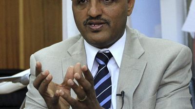 رئيس الخطوط الإثيوبية يتعهد بمعرفة سبب سقوط الطائرة المنكوبة