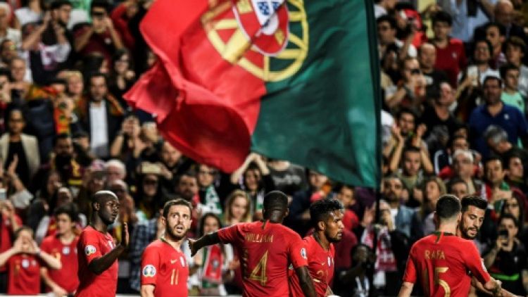 Euro-2020: le Portugal perd Ronaldo et concède le nul face à la Serbie