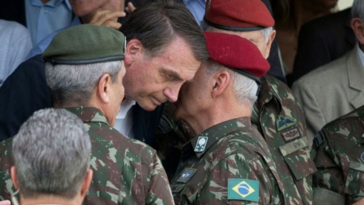 Brésil: Bolsonaro ordonne une commémoration du coup d'Etat militaire de 1964