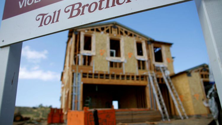 Weak single-family homebuilding weighs on U.S. housing starts