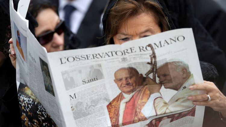 Women at Vatican magazine quit to protest 'male control'