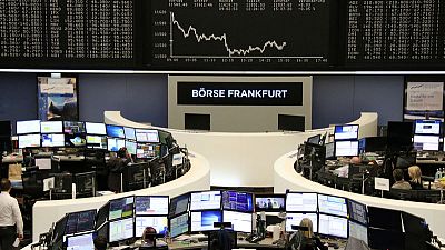 European shares struggle to shrug off growth pessimism European shares struggle to shrug off growth pessimism