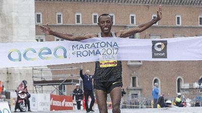 Atletica: Maratona Roma è 'straniera' Atletica: Maratona Roma è 'straniera'