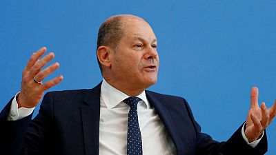 German finance minister says he's not pressuring Deutsche and Commerzbank to merge German finance minister says he's not pressuring Deutsche and Commerzbank to merge