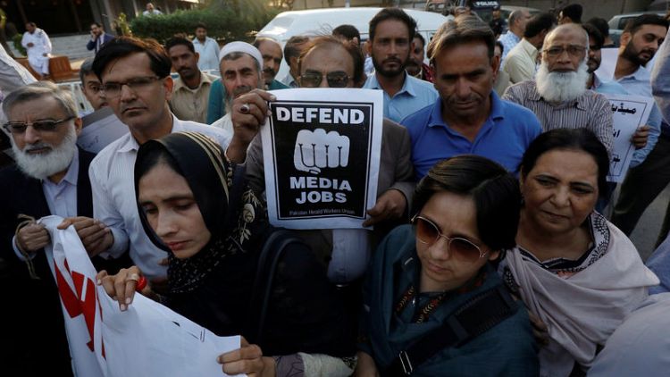 Satire offers new ground for silenced Pakistani journalists