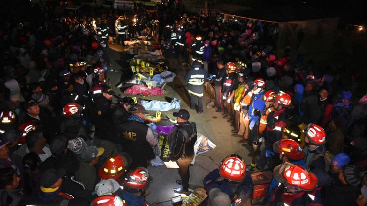 مقتل ما لا يقل عن 18 في حادث سير في جواتيمالا