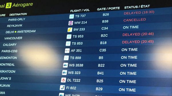 Passengers stranded after Iceland's WOW air collapses Passengers stranded after Iceland's WOW air collapses