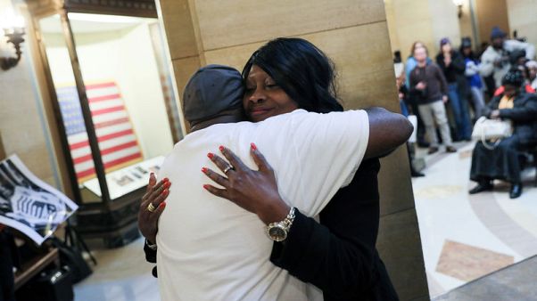 Trump extends Liberians' protected immigration status by one year Trump extends Liberians' protected immigration status by one year