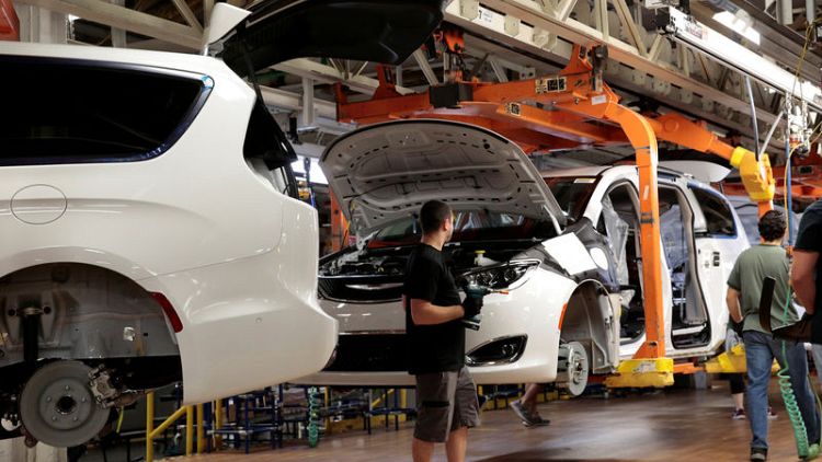 Fiat Chrysler to cut shift, 1,500 jobs at Canadian minivan plant