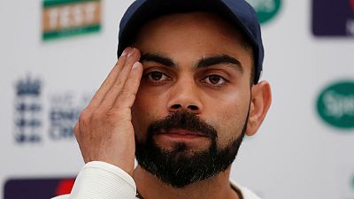 Kohli fumes after 'ridiculous' umpiring gaffe in IPL Kohli fumes after 'ridiculous' umpiring gaffe in IPL