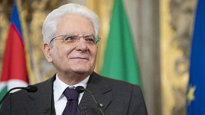 Mattarella firma su com.inchiesta banche Mattarella firma su com.inchiesta banche