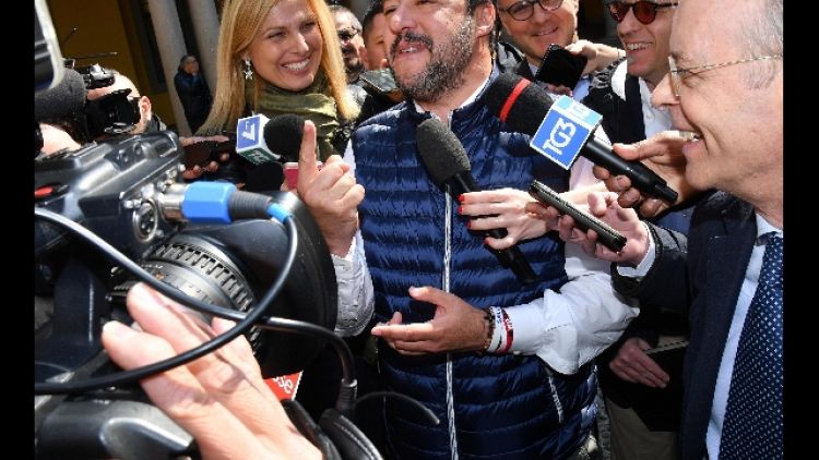 Salvini,non si discute aborto e divorzio