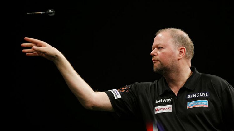 Darts - Van Barneveld reverses decision to retire, will continue playing in 2019