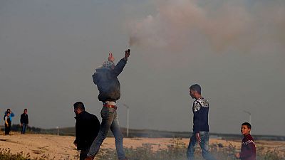 قوات إسرائيلية تصيب 10 فلسطينيين مع اقتراب ذكرى اندلاع الاحتجاجات