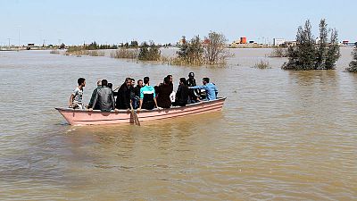 إيران تعلن الطوارئ في الإقليم الجنوبي الغربي بسبب الفيضانات