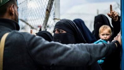 Le camp d'Al-Hol, poudrière jihadiste dans l'est de la Syrie Le camp d'Al-Hol, poudrière jihadiste dans l'est de la Syrie