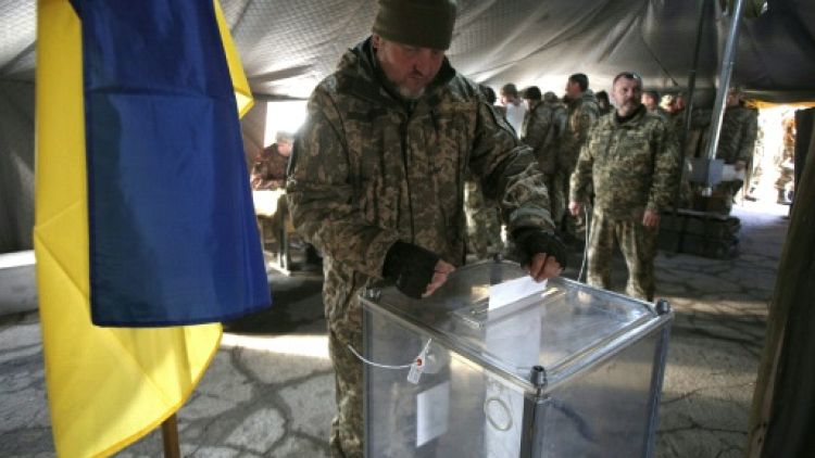 En Ukraine, pour ou contre le pouvoir, on vote en espérant la paix