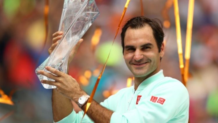 Miami: Federer, sur son nuage, décroche son 101e titre