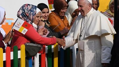 Papa, chi fa i muri ne resta prigioniero Papa, chi fa i muri ne resta prigioniero