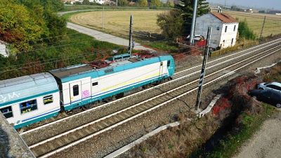 Uomo morto travolto da treno nel Monzese Uomo morto travolto da treno nel Monzese