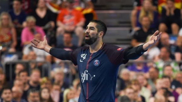 les handballeurs se mobilisent contre les cadences infernales les handballeurs se mobilisent contre les cadences infernales