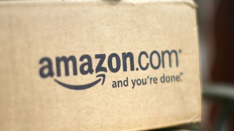 Amazon.com should share web domain name rights, Brazil says