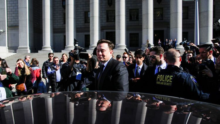 Elon Musk safe for now as U.S. judge urges Tesla CEO, SEC to resolve tweet dispute