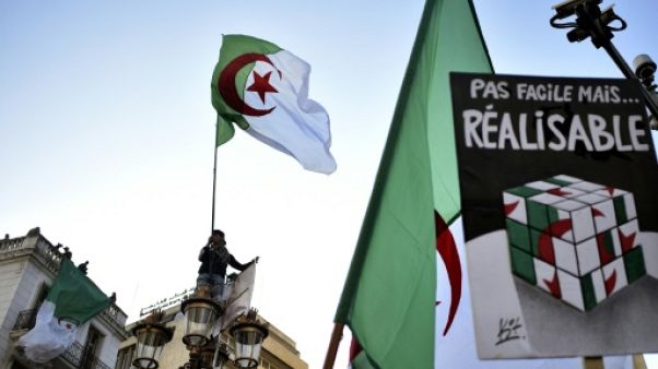 Manifestation à Alger, le 5 avril 2019 Manifestation à Alger, le 5 avril 2019