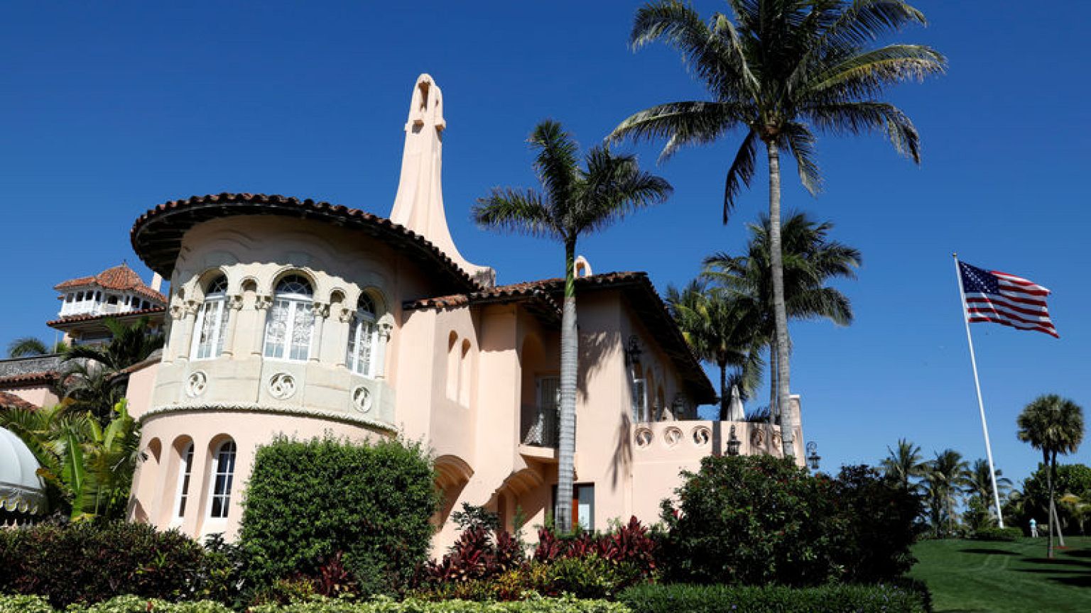 FBI investigating Chinese woman's Trump resort visit -sources