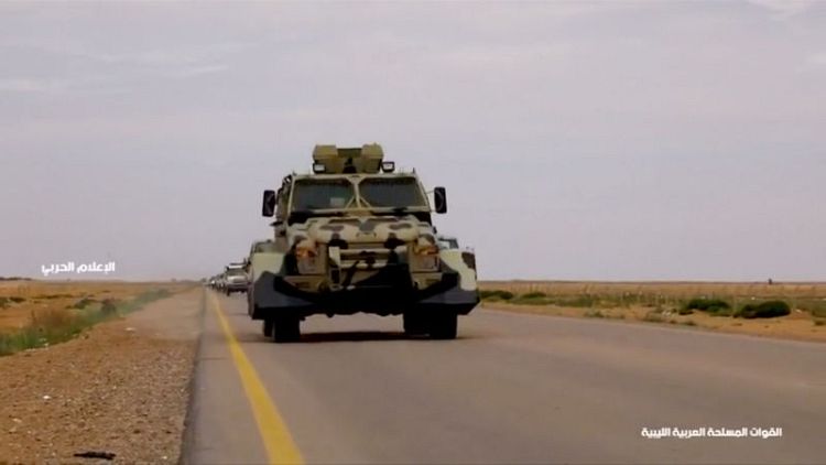 ساكن: قوات متحالفة مع قوات شرق ليبيا تسيطر على نقطة تفتيش إلى الغرب من طرابلس