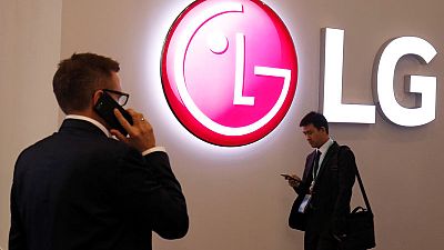 LG Electronics first-quarter profit likely down 19 percent, beating estimates LG Electronics first-quarter profit likely down 19 percent, beating estimates