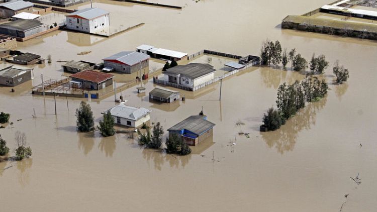 فرنسا ترسل مساعدات إلى المناطق التي ضربتها الفيضانات في إيران