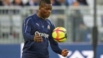 OM: Ocampos forfait, Balotelli sur le banc contre Bordeaux OM: Ocampos forfait, Balotelli sur le banc contre Bordeaux