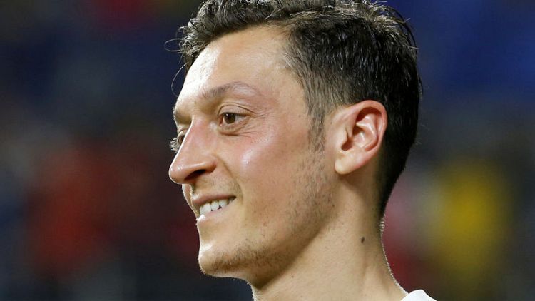 Arsenal's Ozil ready to start more away games, says Emery