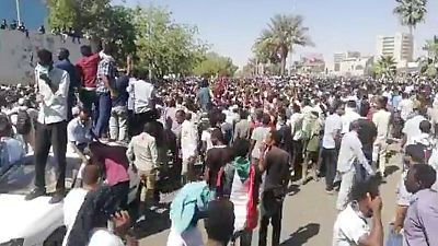 Thousands of Sudanese protest outside Bashir's compound - witnesses